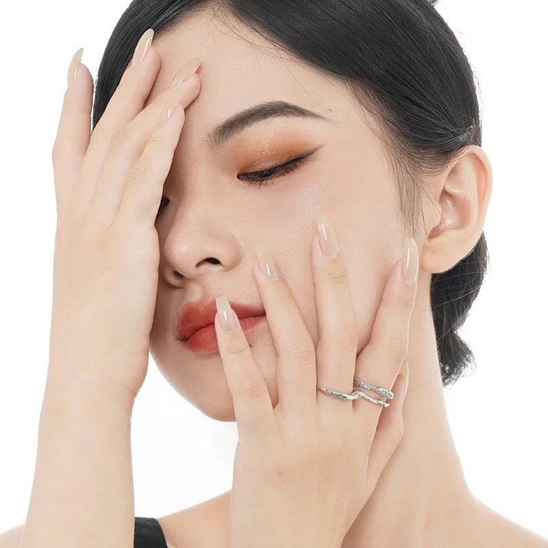 Ring with blue enamel