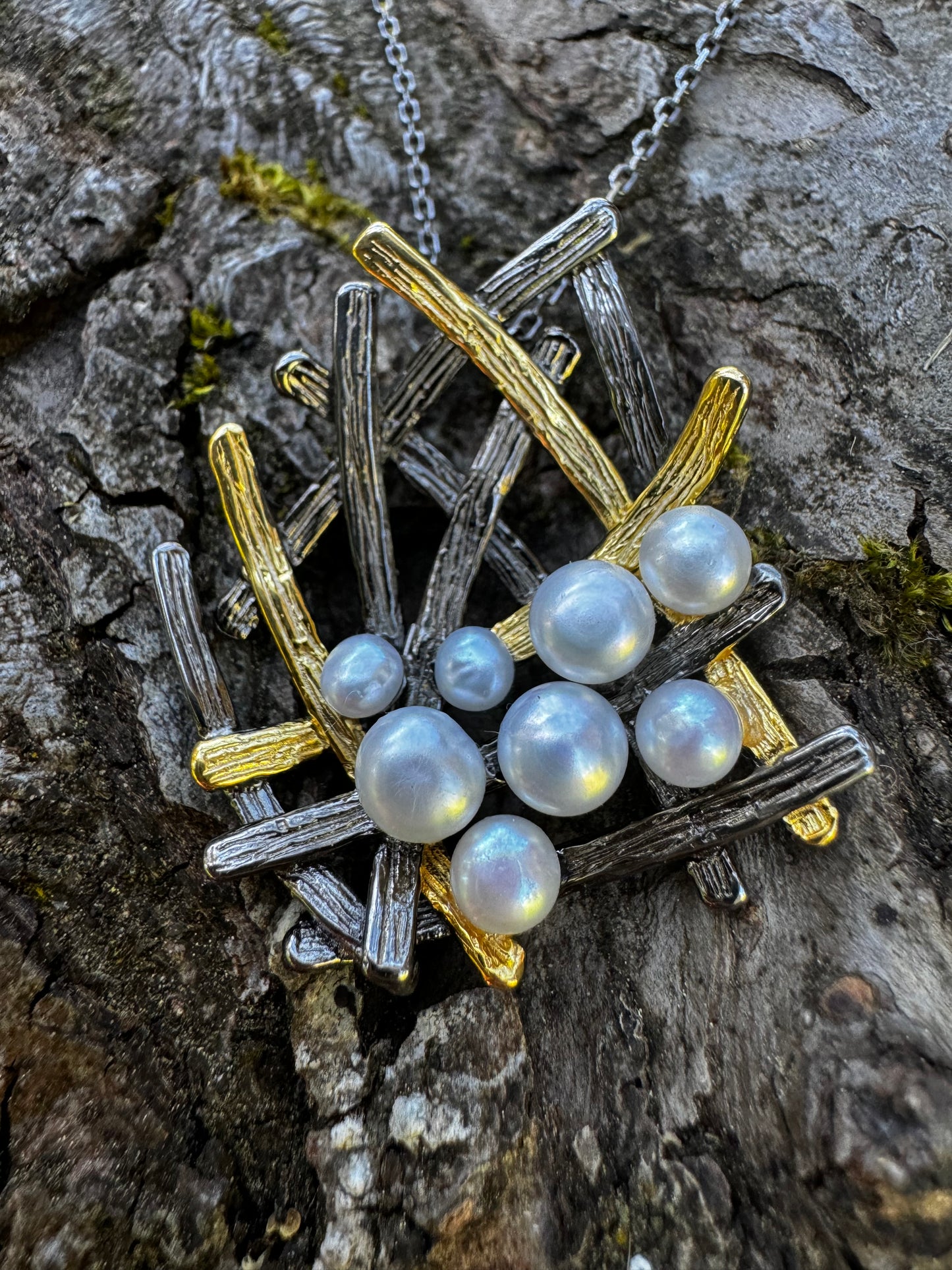 Sterling silver pendant necklace with pearls