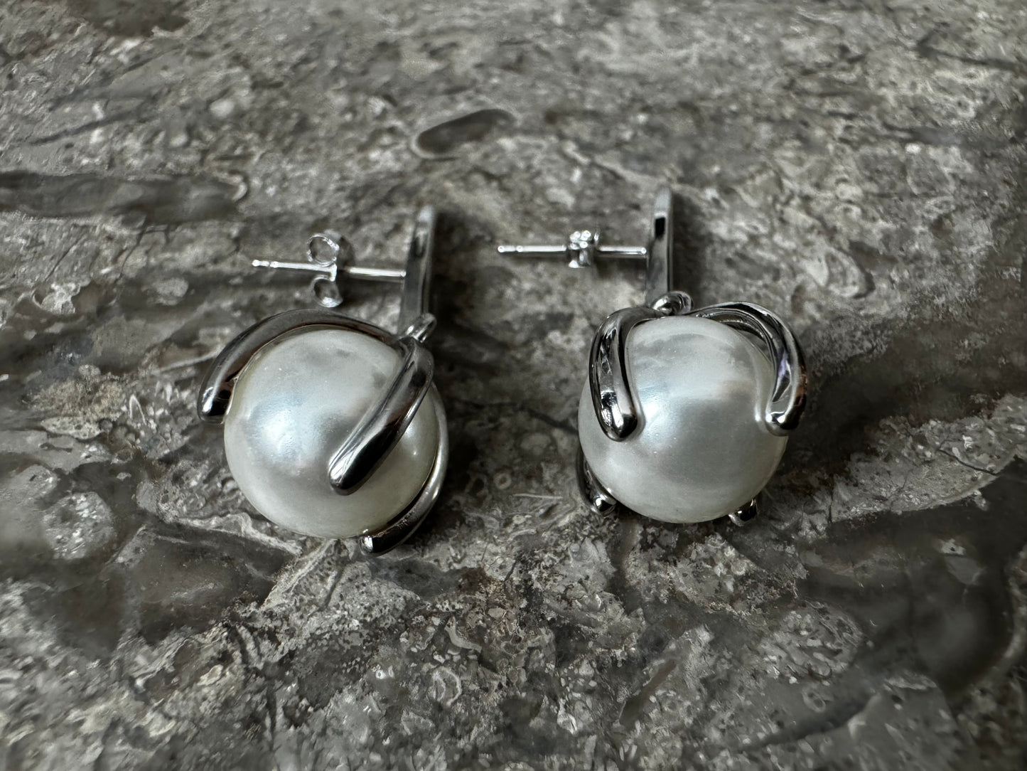 Silver pearl earrings