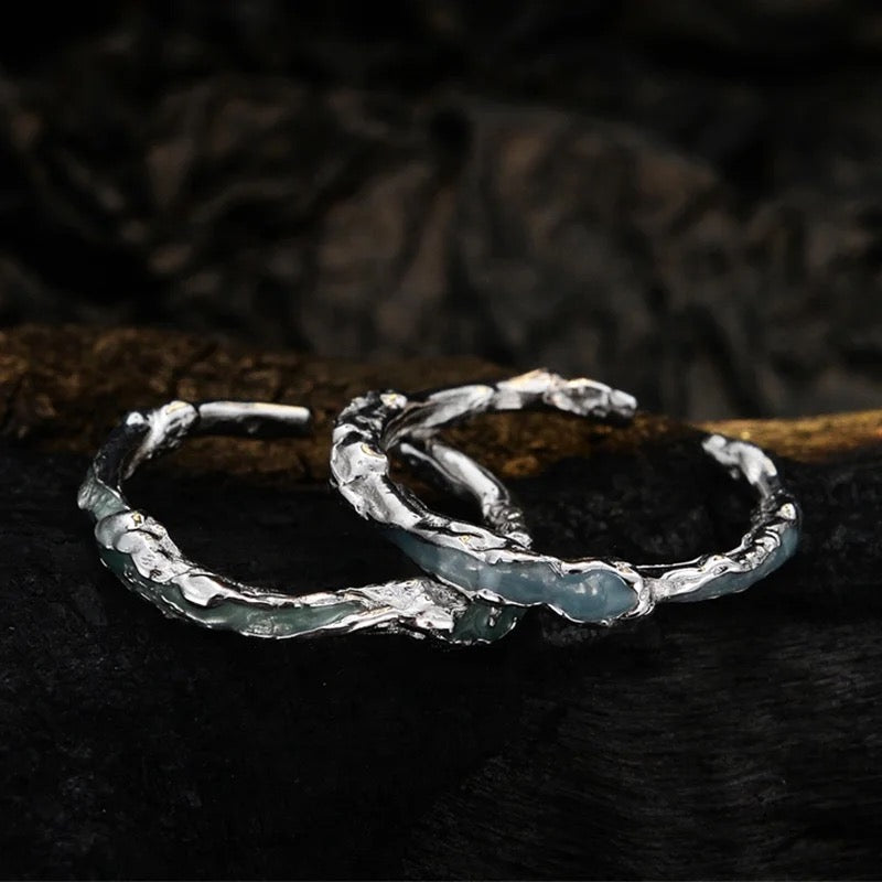 Ring with blue enamel