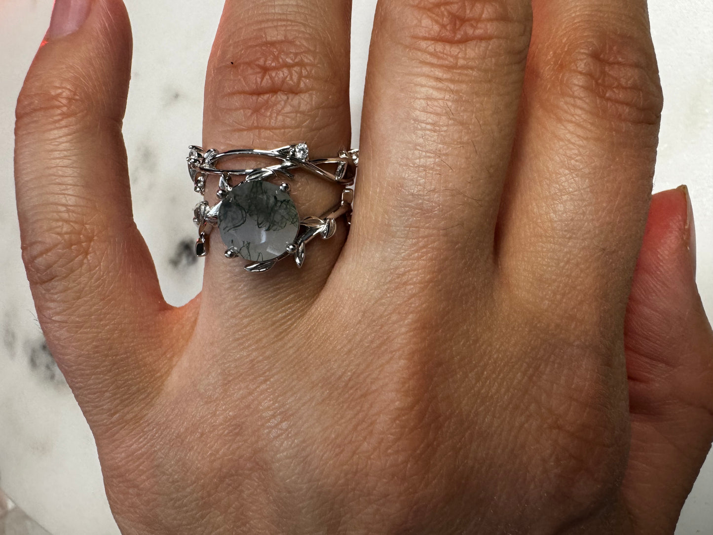 Set of 2 rings with moss agate and zircons