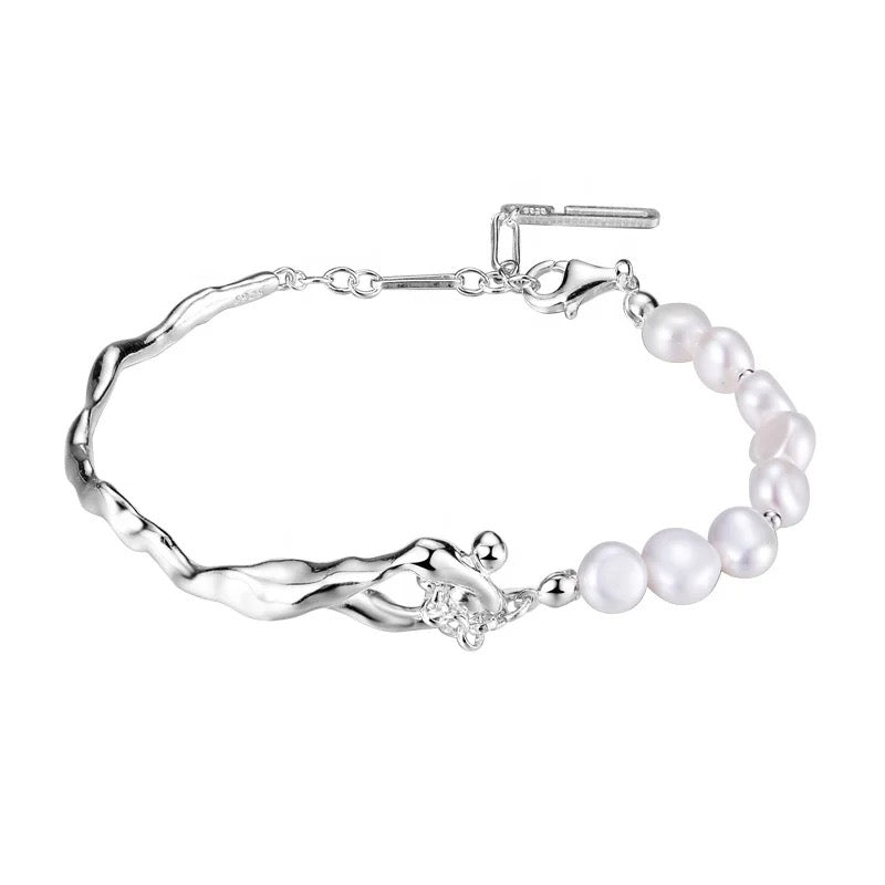 Bracelet with pearls