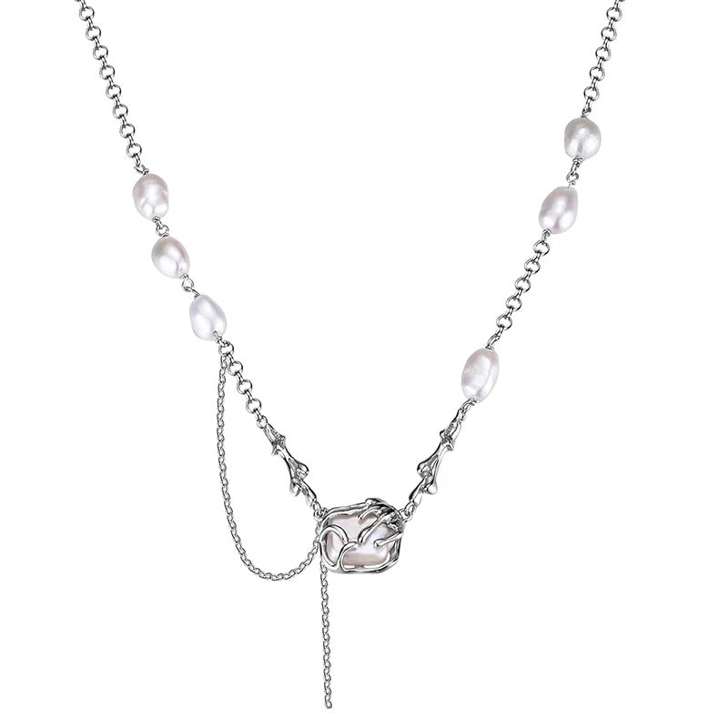 Necklace with square Pearl