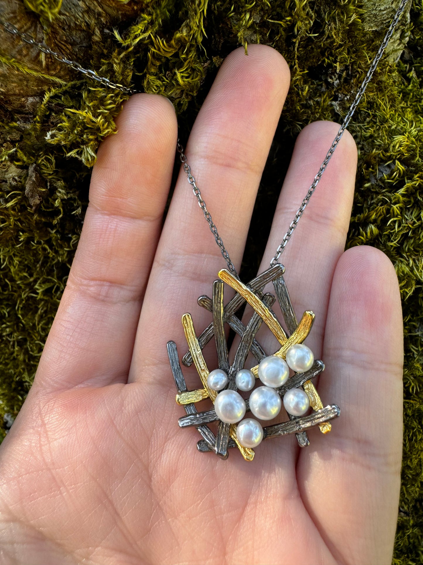 Sterling silver pendant necklace with pearls