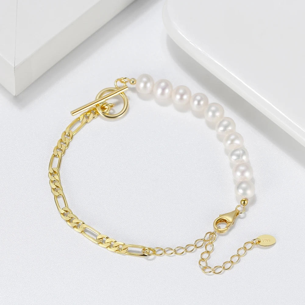 Pearl bracelet