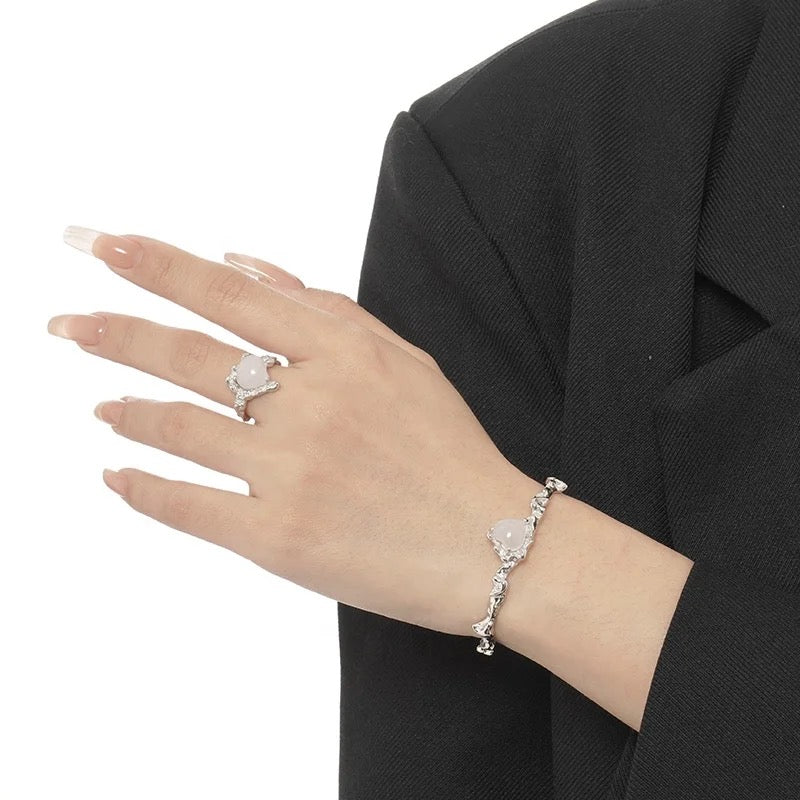 Heart shaped pink quartz Sterling silver ring