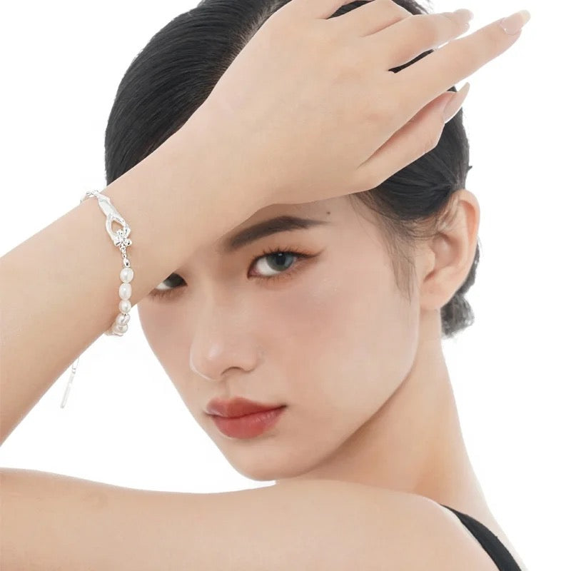 Bracelet with pearls
