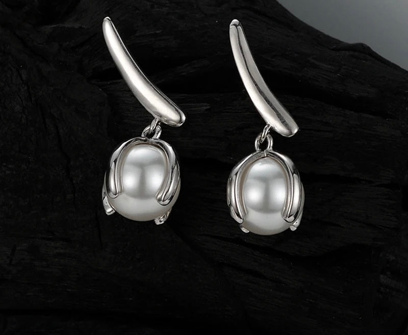 Silver pearl earrings