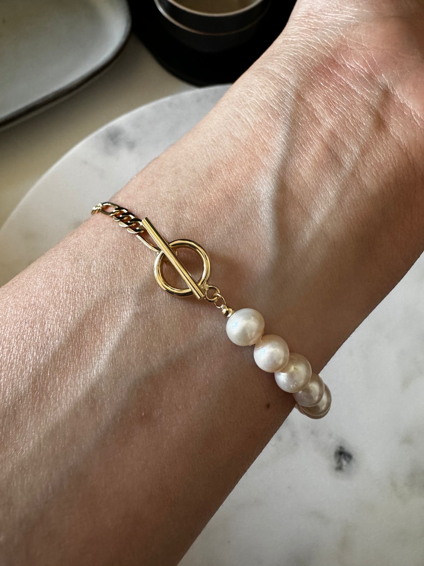 Pearl bracelet