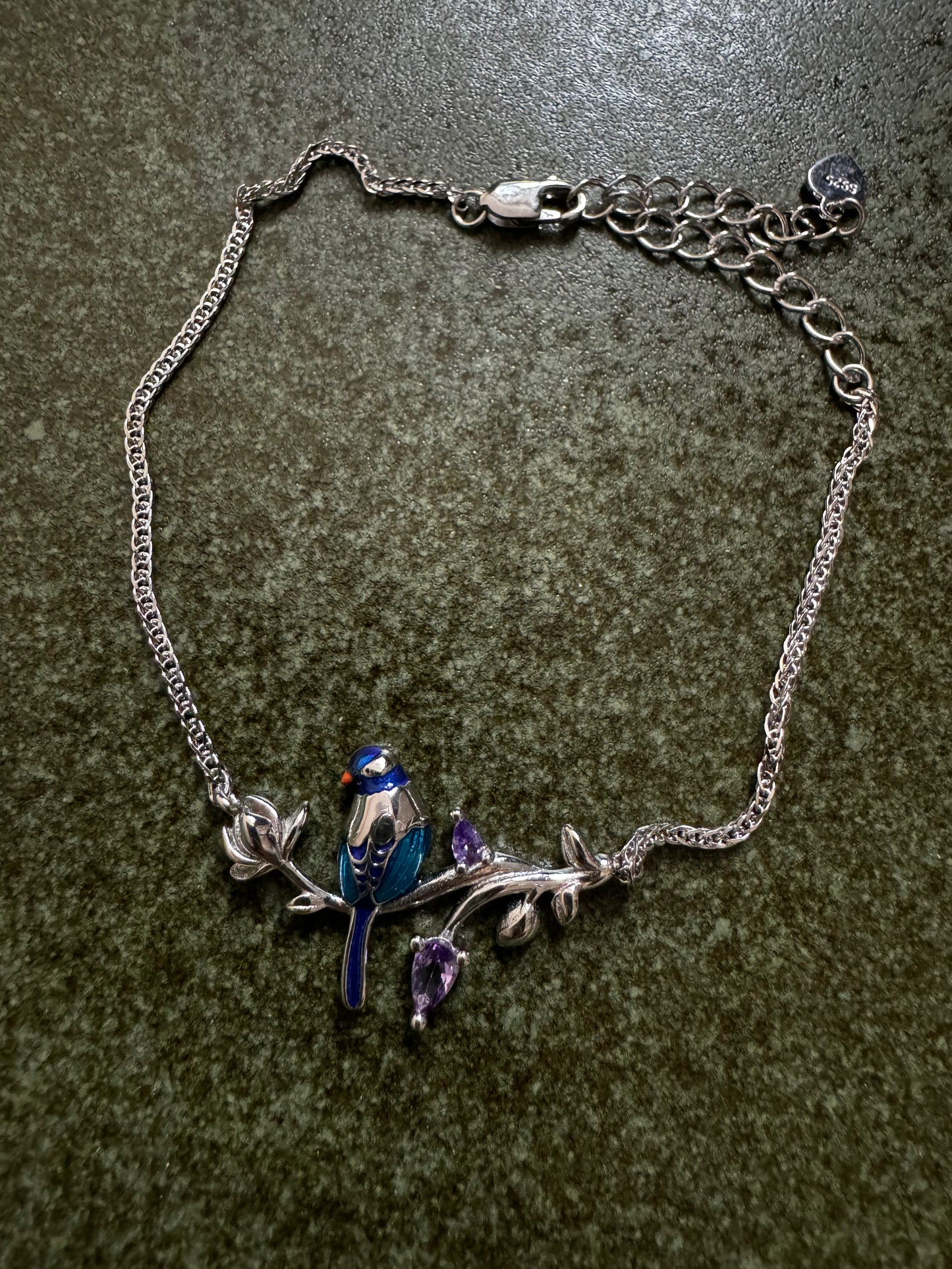 Bracelet with enamel bird